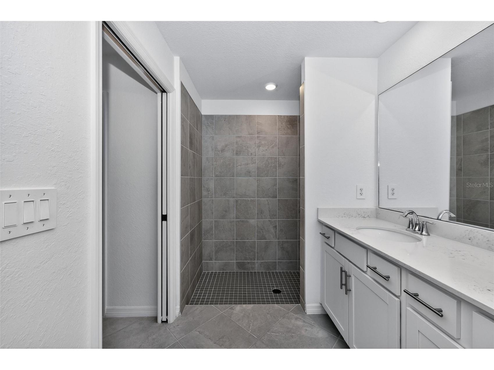 12520 Galapagos Court #105 Venice FL 34293 N6143274 image30
