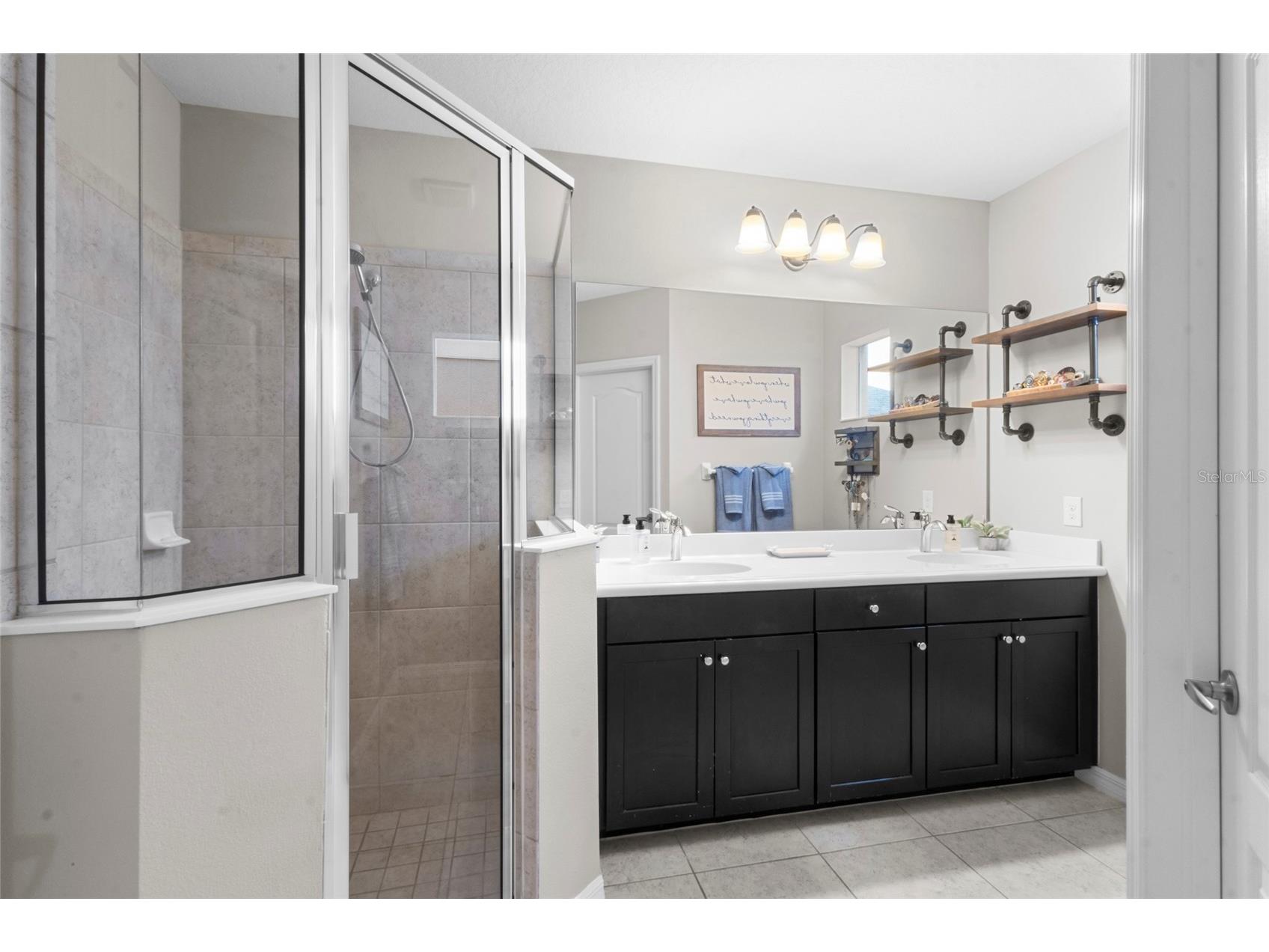 12520 Shimmering Oak Circle Venice FL 34293 A4677506 image9