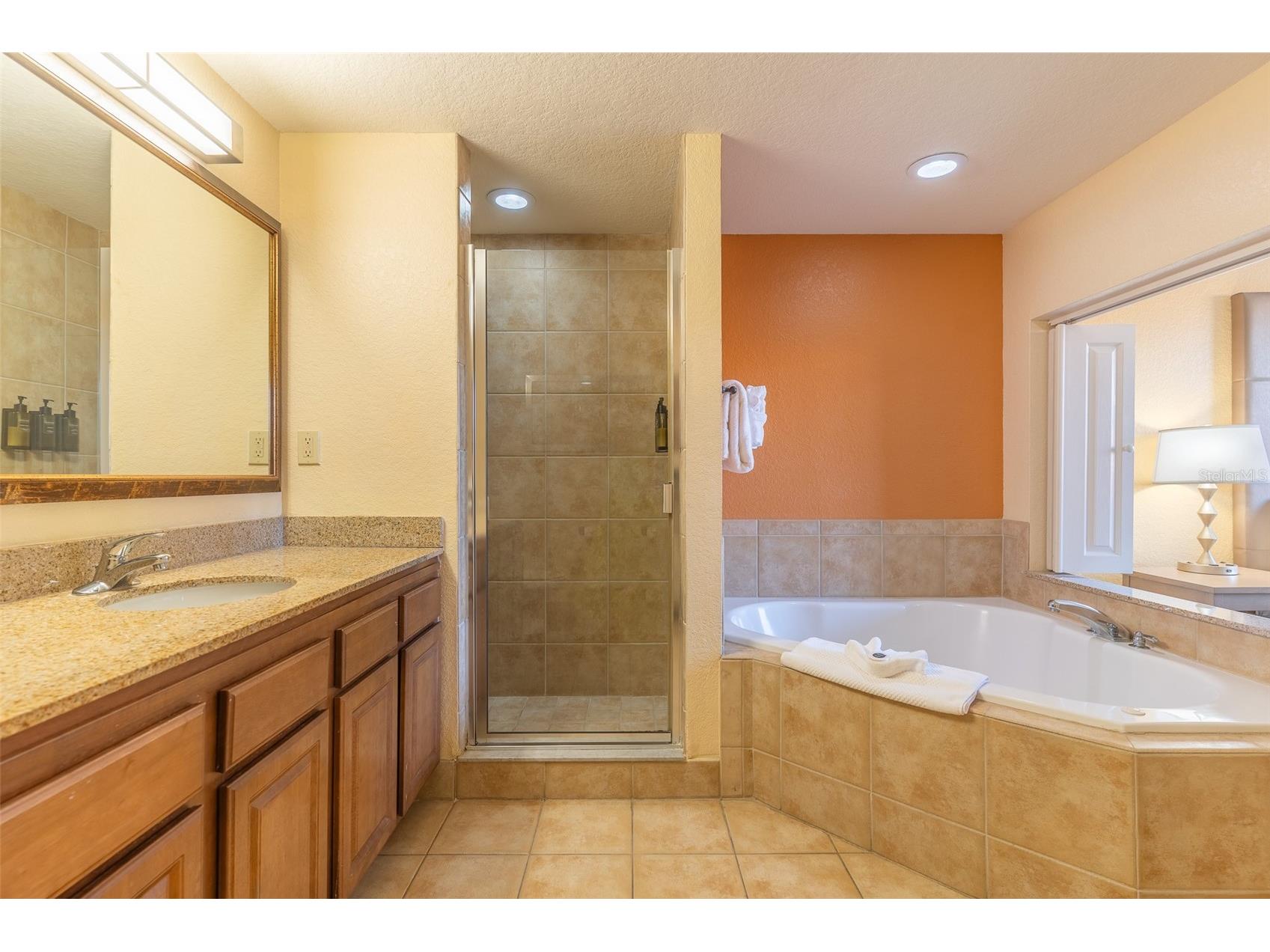 12521 Floridays Resort Drive #211F Orlando FL 32821 L4958453 image7