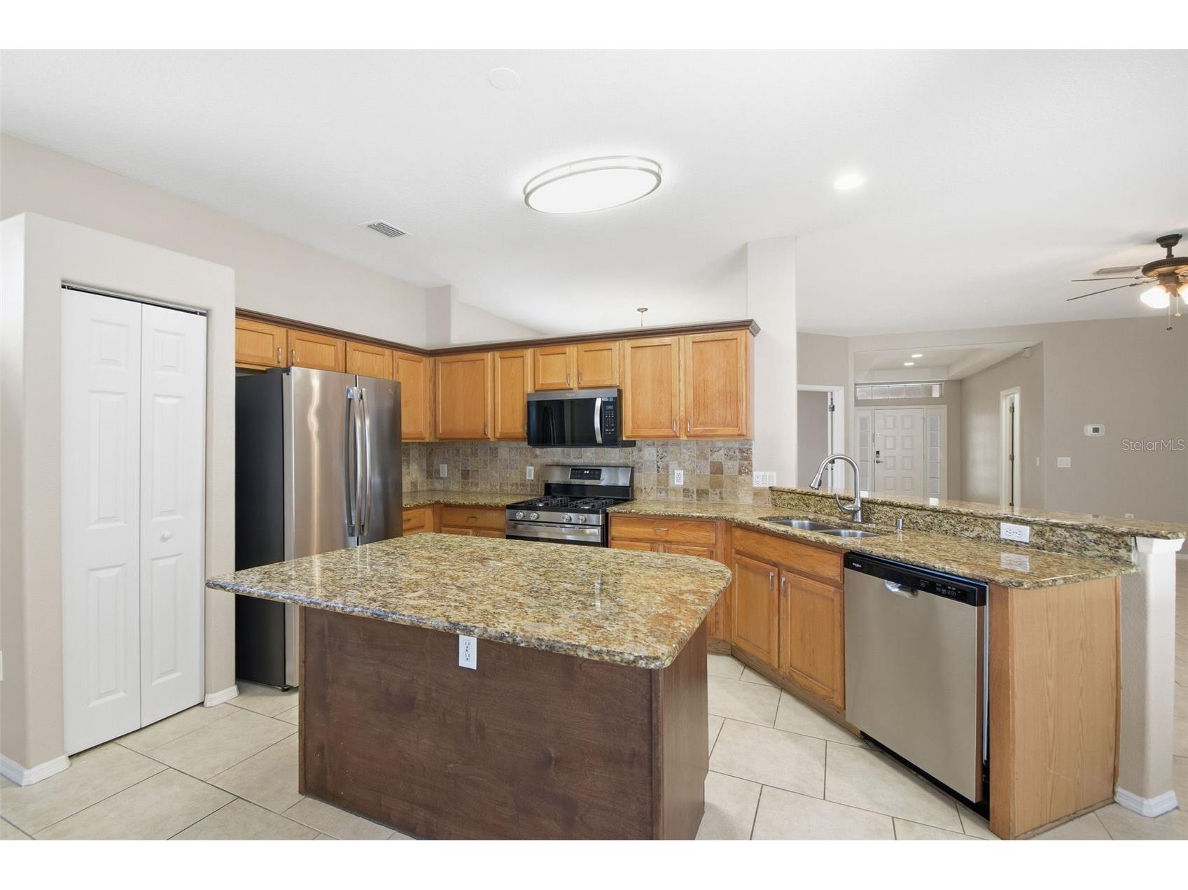 12521 Tall Pines Way Bradenton FL 34202 O6414199 image16
