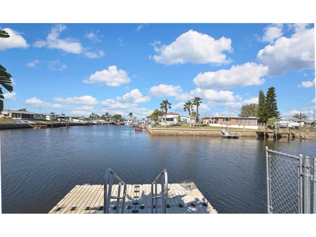 12527 1st Isle Hudson FL 34667 TB8477753 image4