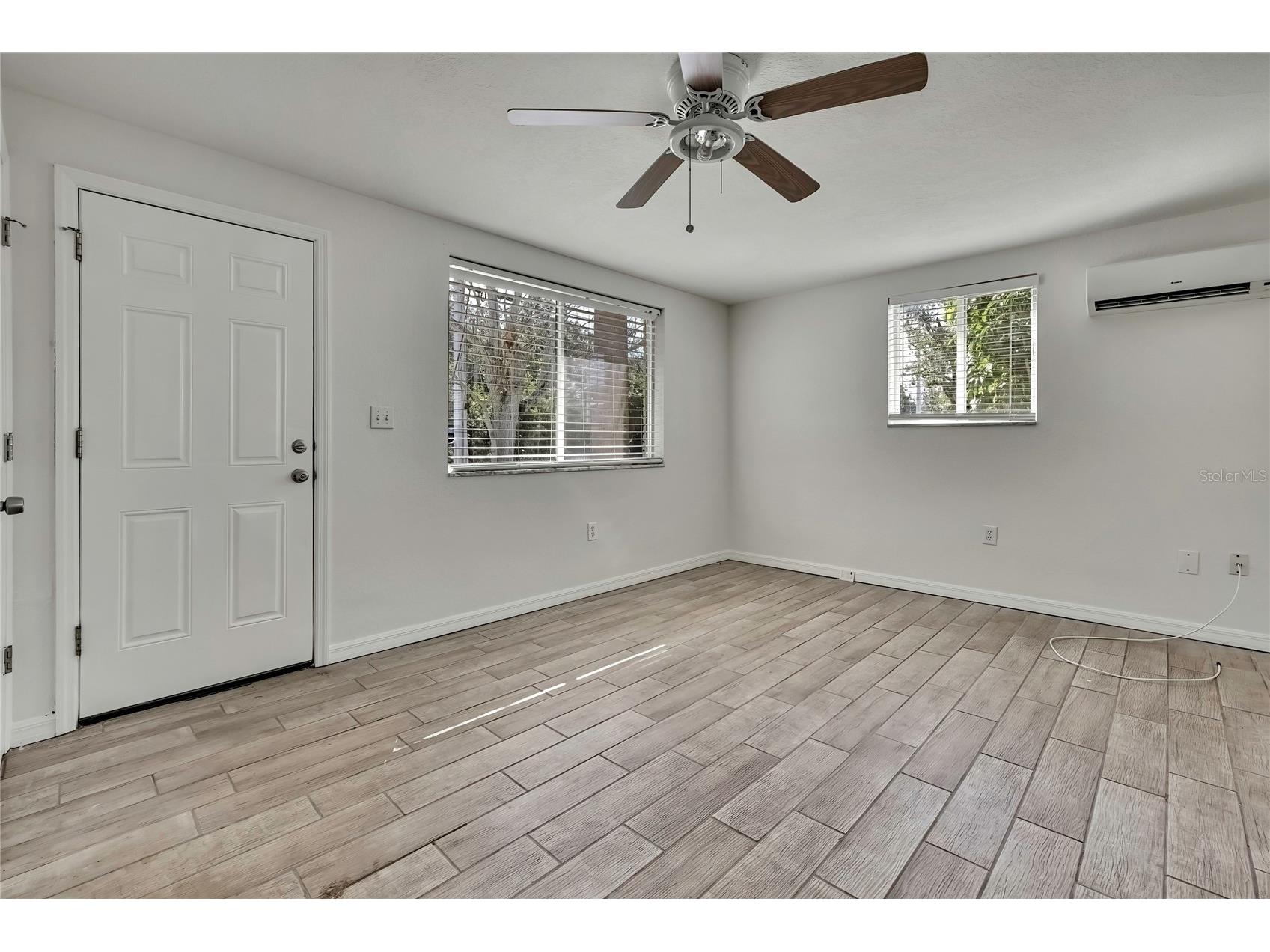 12527 1st Isle Hudson FL 34667 TB8490855 image5
