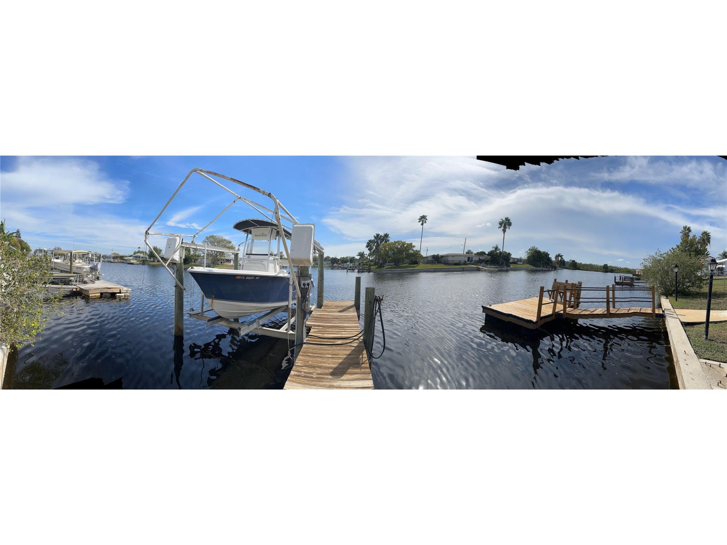 12528 5th Isle Hudson FL 34667 W7858396 image1