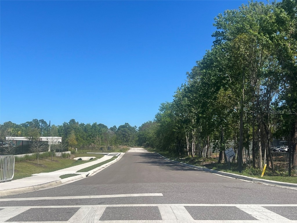 12528 E Colonial Drive Orlando FL 32826 O6292017 image4