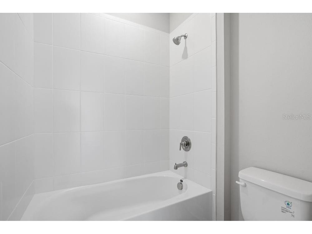 12528 Wharf Terrace Palmetto FL 34221 TB8416188 image26