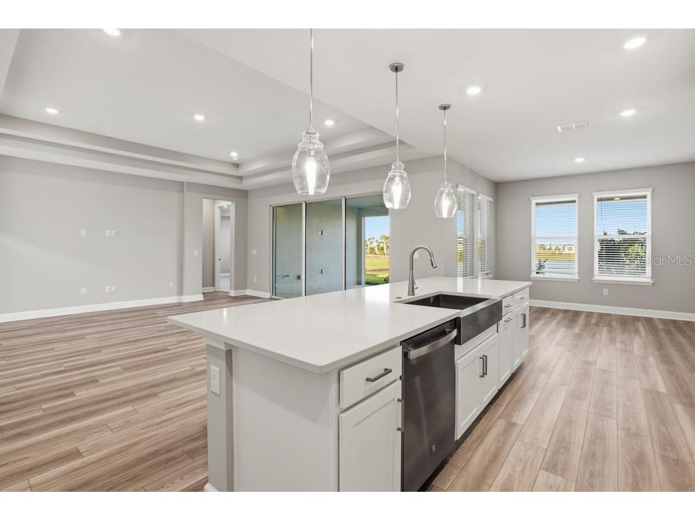 12528 Wharf Terrace Palmetto FL 34221 TB8416188 image4