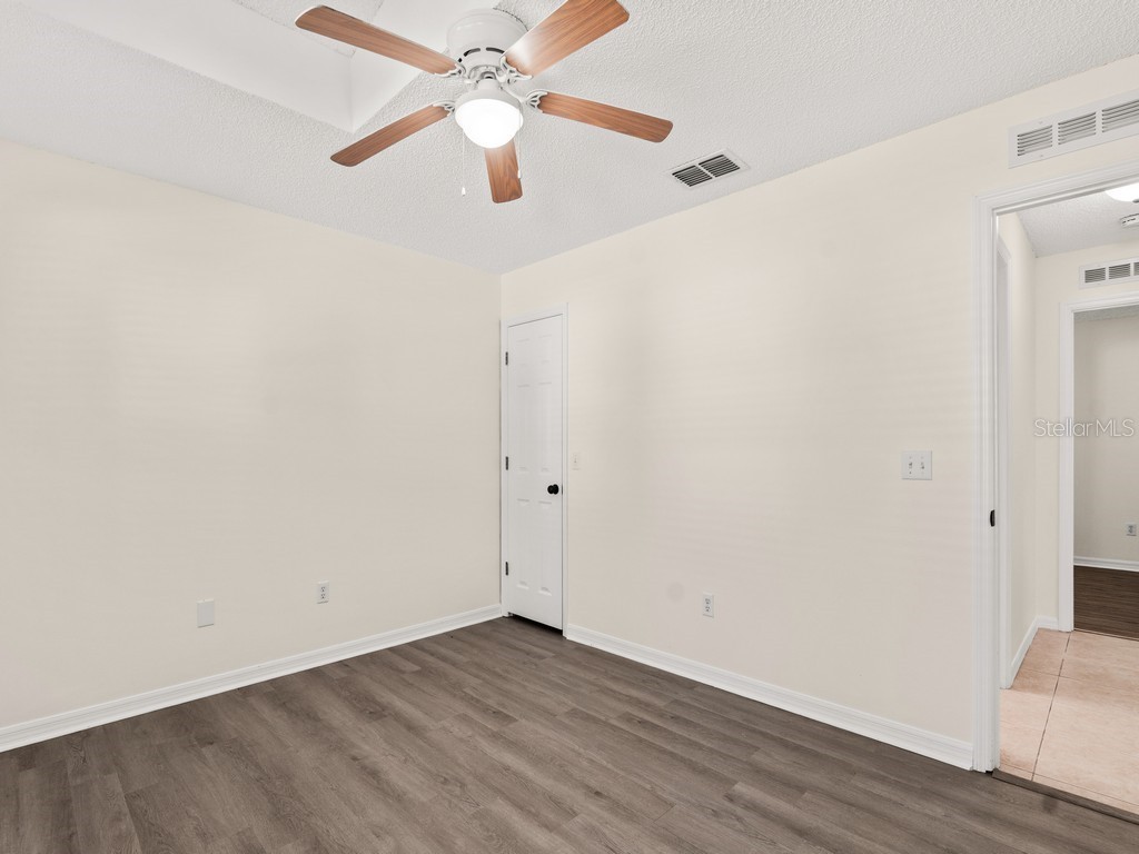 1253 25th Terrace SW Vero Beach FL 32968 TB8393984 image24