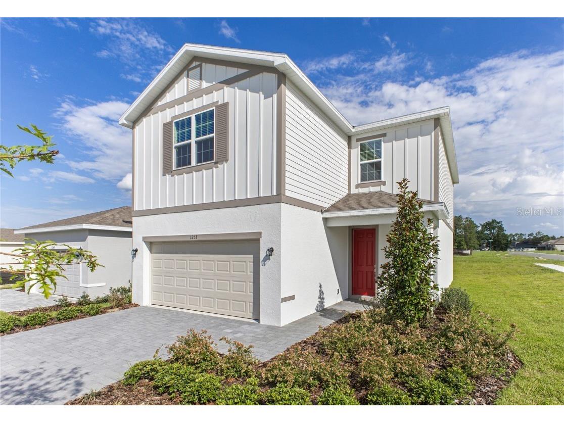 1253 Atlantic Avenue Fruitland Park FL 34731 O6205701 image1