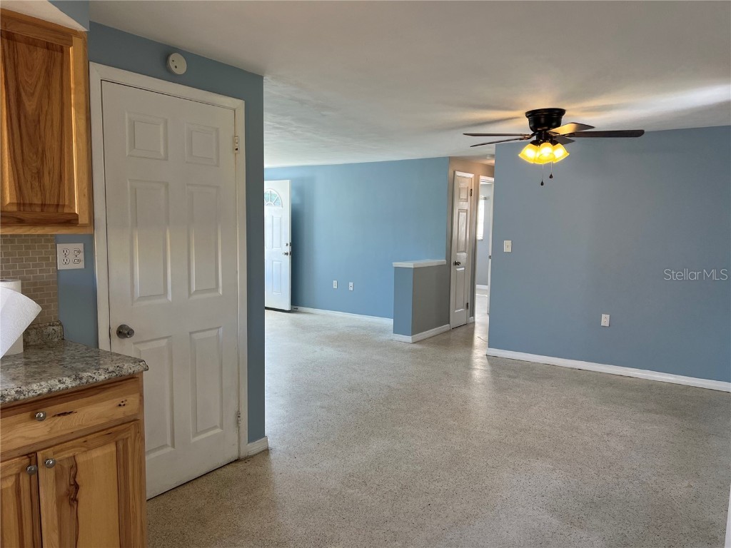 1253 Brightwell Drive Holiday FL 34690 W7879508 image4