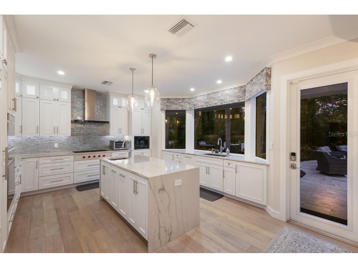 1253 N Basin Lane Sarasota FL 34242 - SARASOTA BAY A4668457 image16