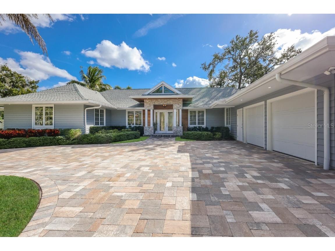 1253 N Basin Lane Sarasota FL 34242 - SARASOTA BAY A4668457 image2