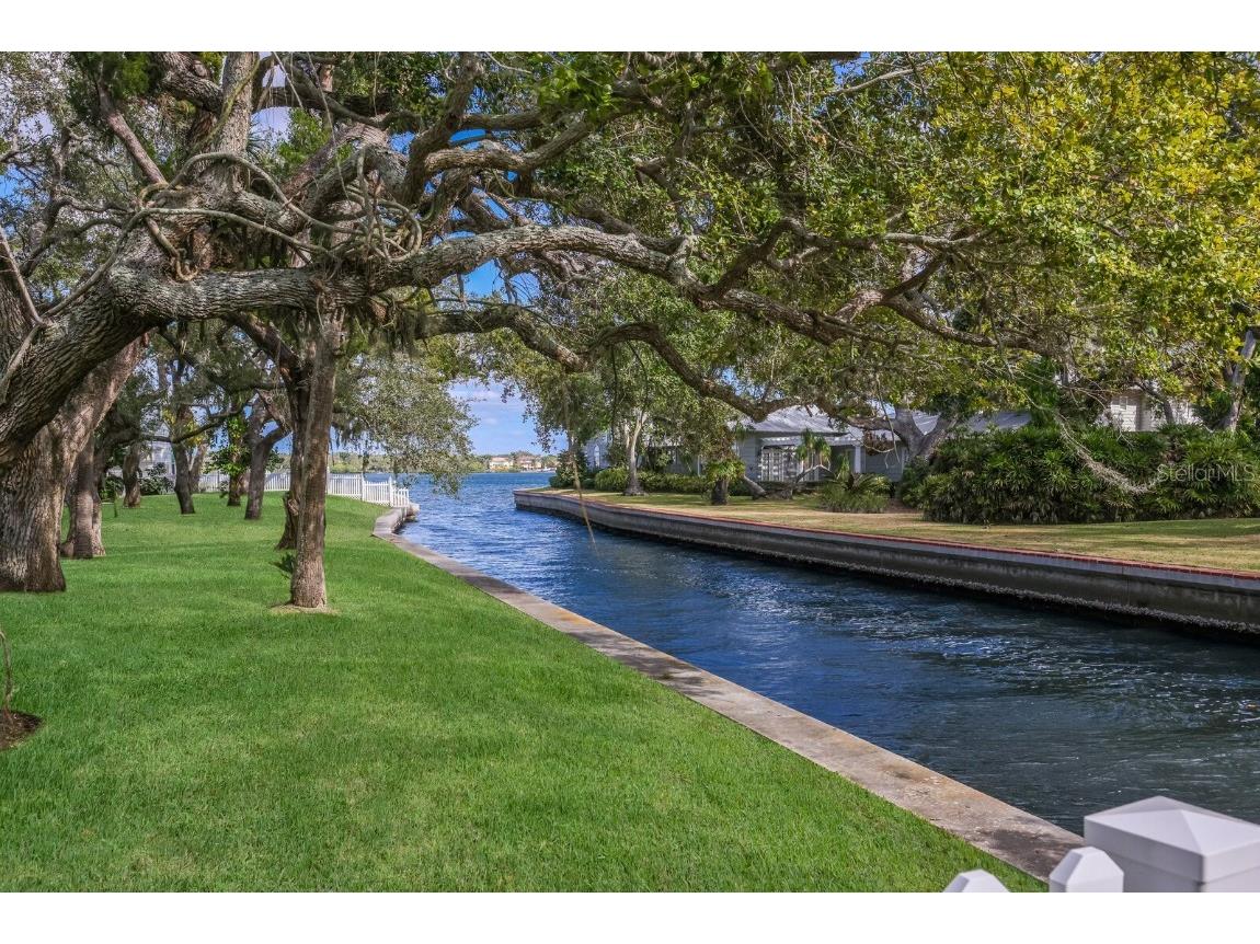 1253 N Basin Lane Sarasota FL 34242 - SARASOTA BAY A4668457 image23