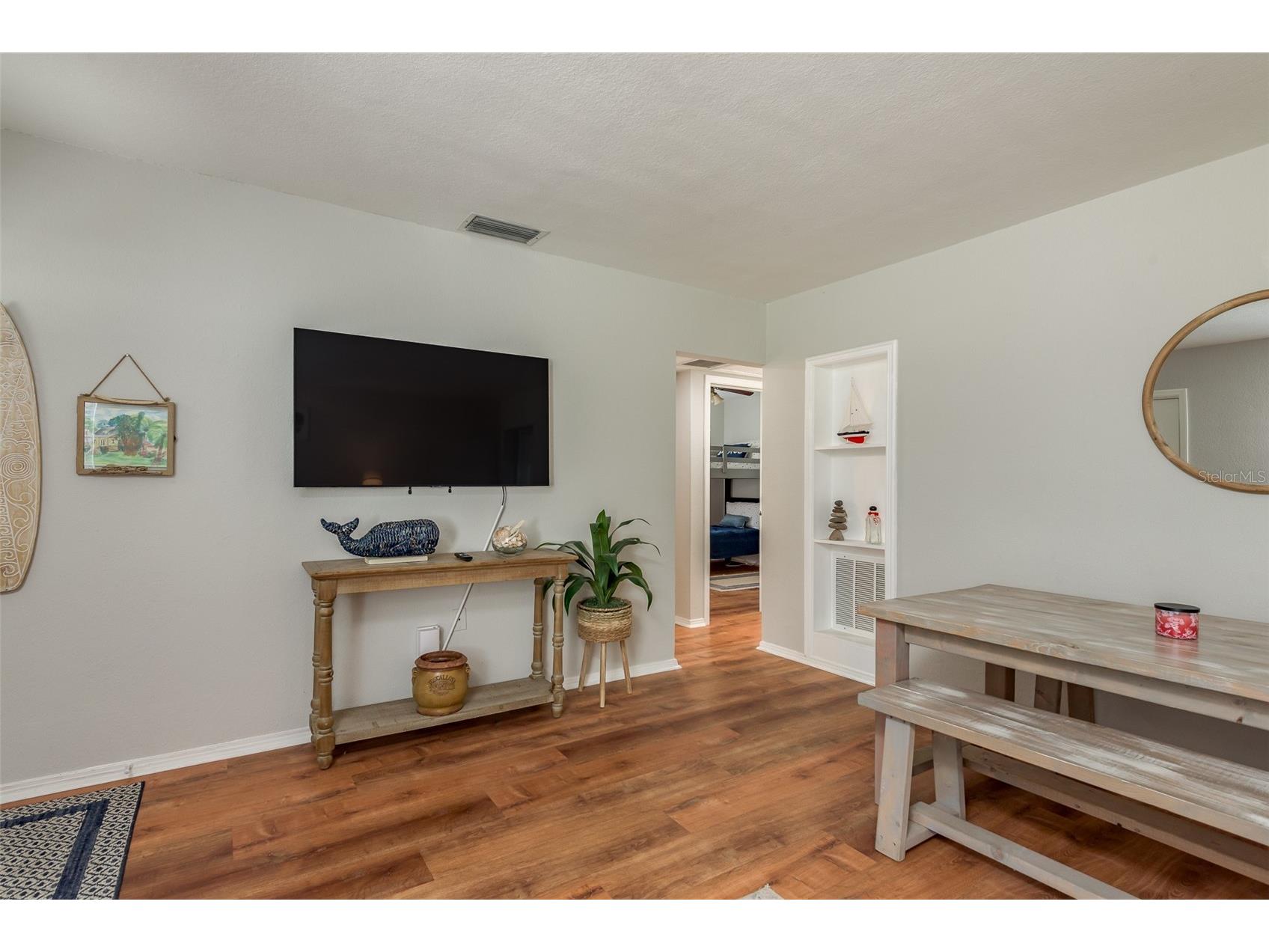 1253 Union Street Clearwater FL 33755 TB8520793 image17