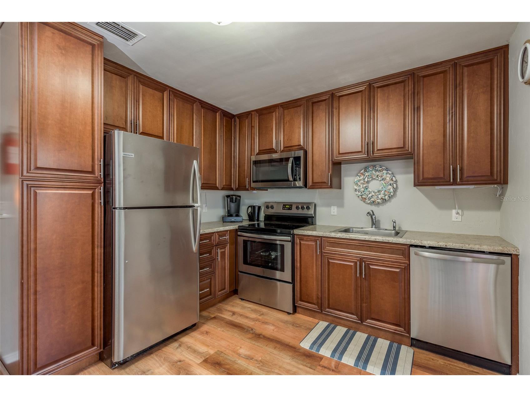 1253 Union Street Clearwater FL 33755 TB8520793 image3
