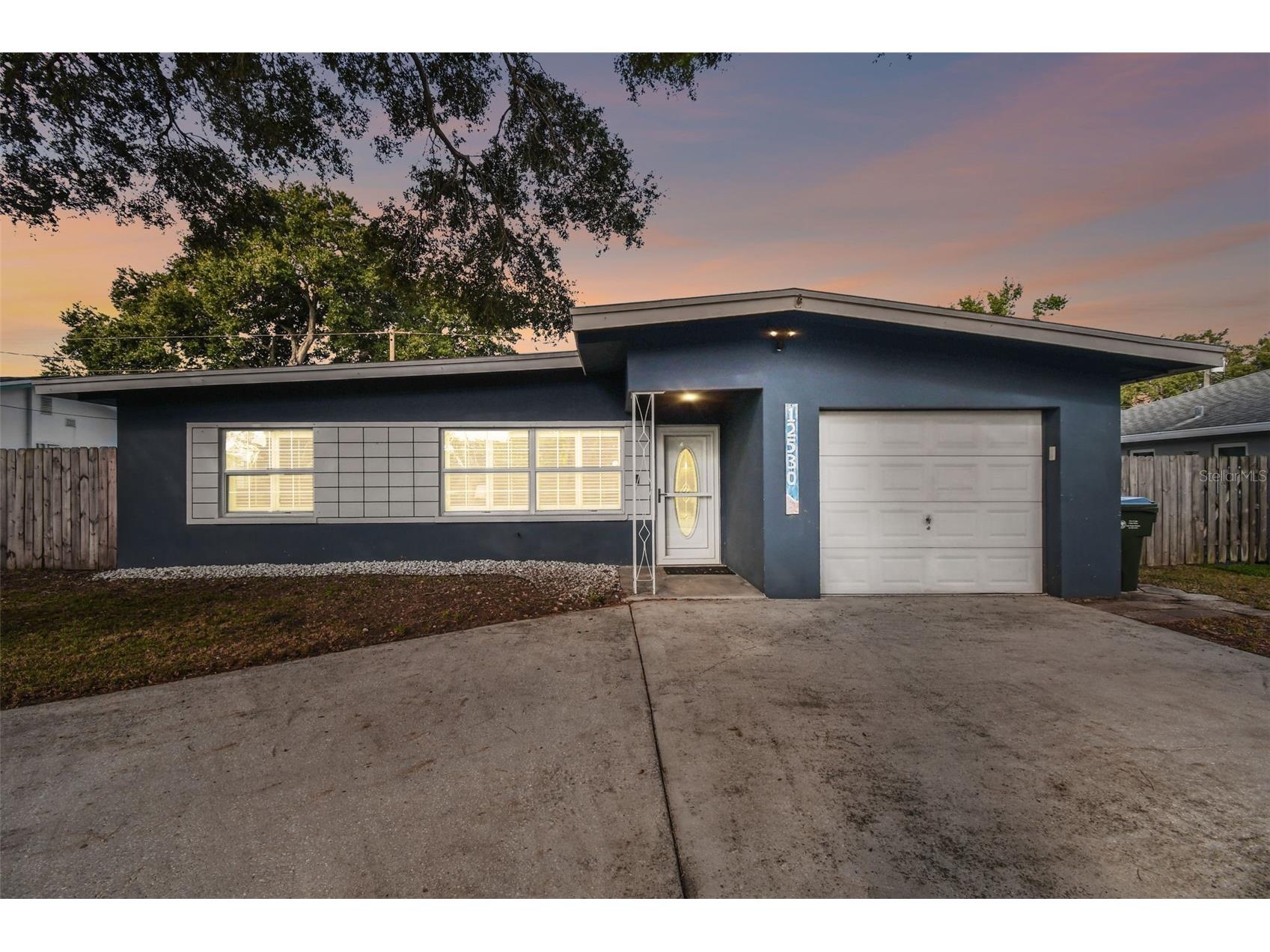 12530 136th Lane Largo FL 33774 TB8480918 image1