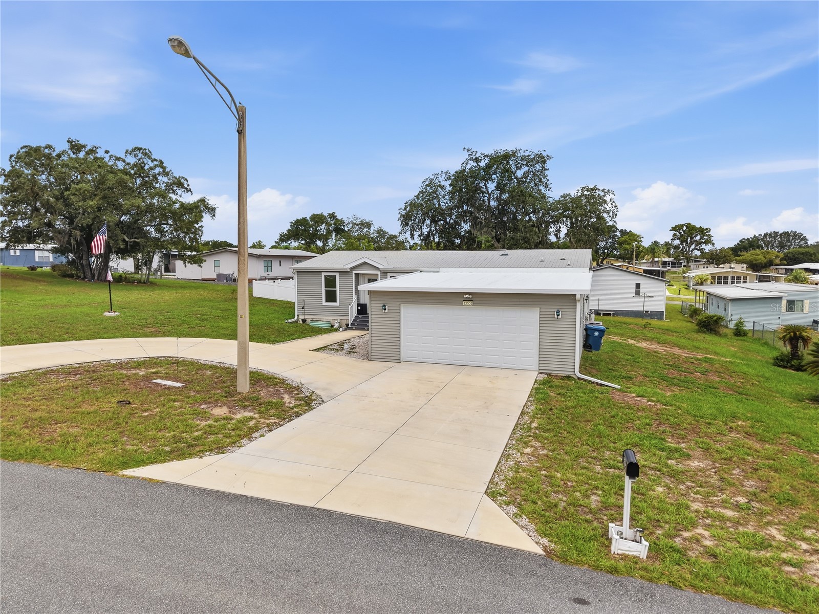 12532 Fairway Avenue Brooksville FL 34613 W7886451 image2