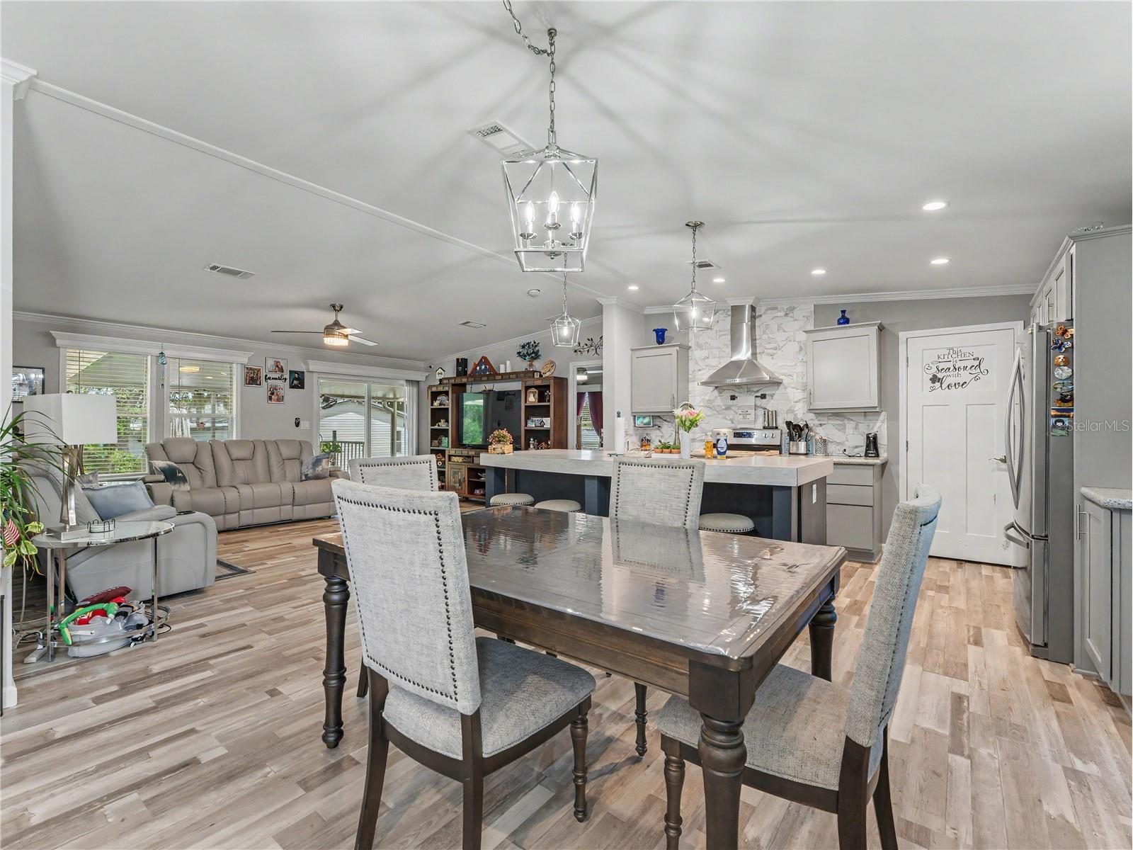 12532 Fairway Avenue Brooksville FL 34613 W7886451 image8