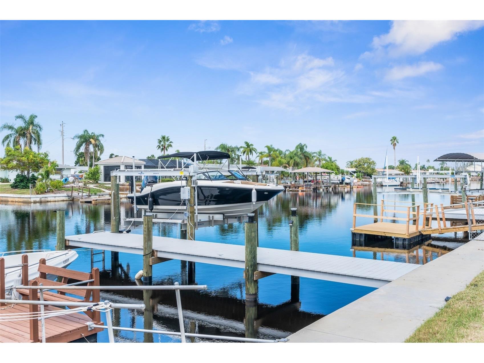 12535 3rd Isle Hudson FL 34667 W7885812 image32