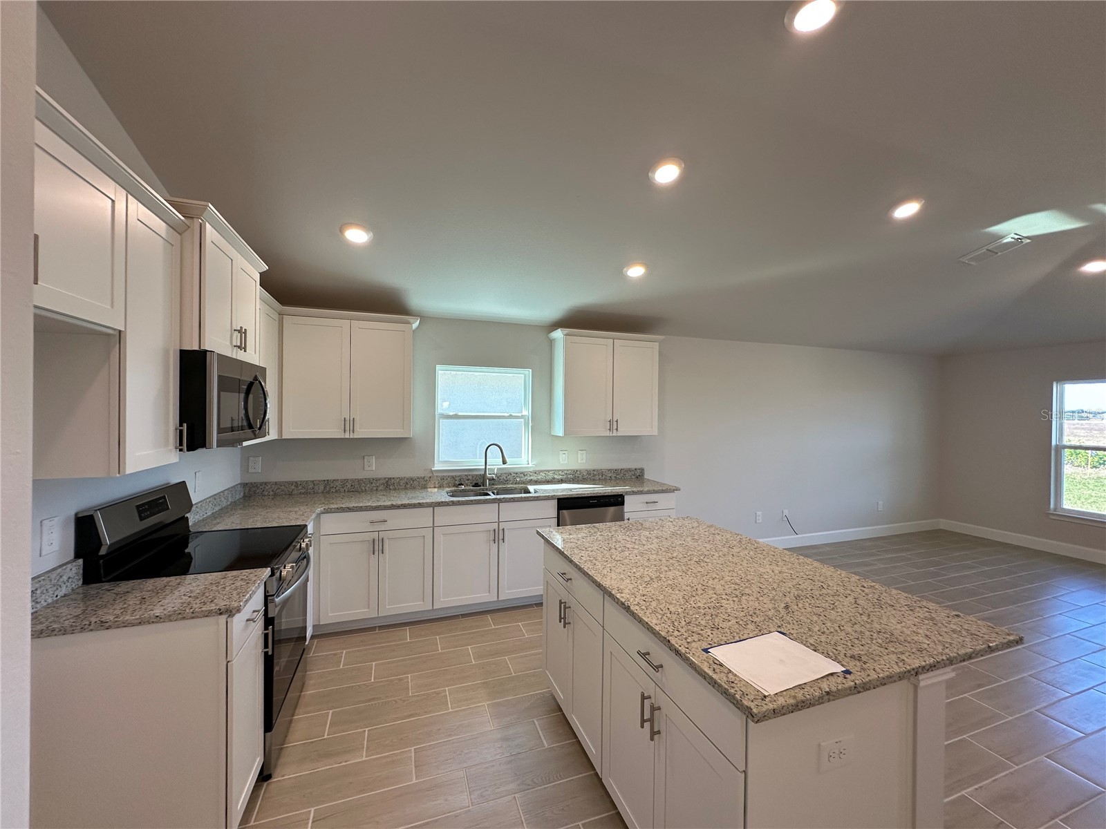 12535 NE 48th Terrace Oxford FL 34484 OM723222 image11