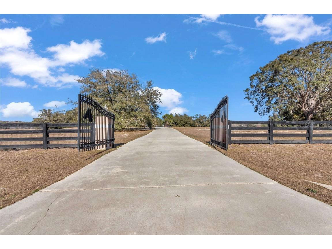 12535 SW 107th Street Road Dunnellon FL 34432 OM693821 image1