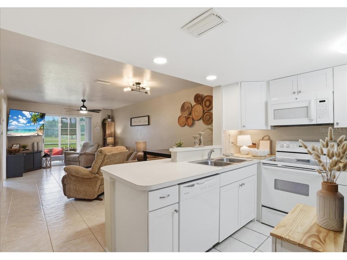12538 SW Kingsway Circle #1503 Lake Suzy FL 34269 A4689444 image8