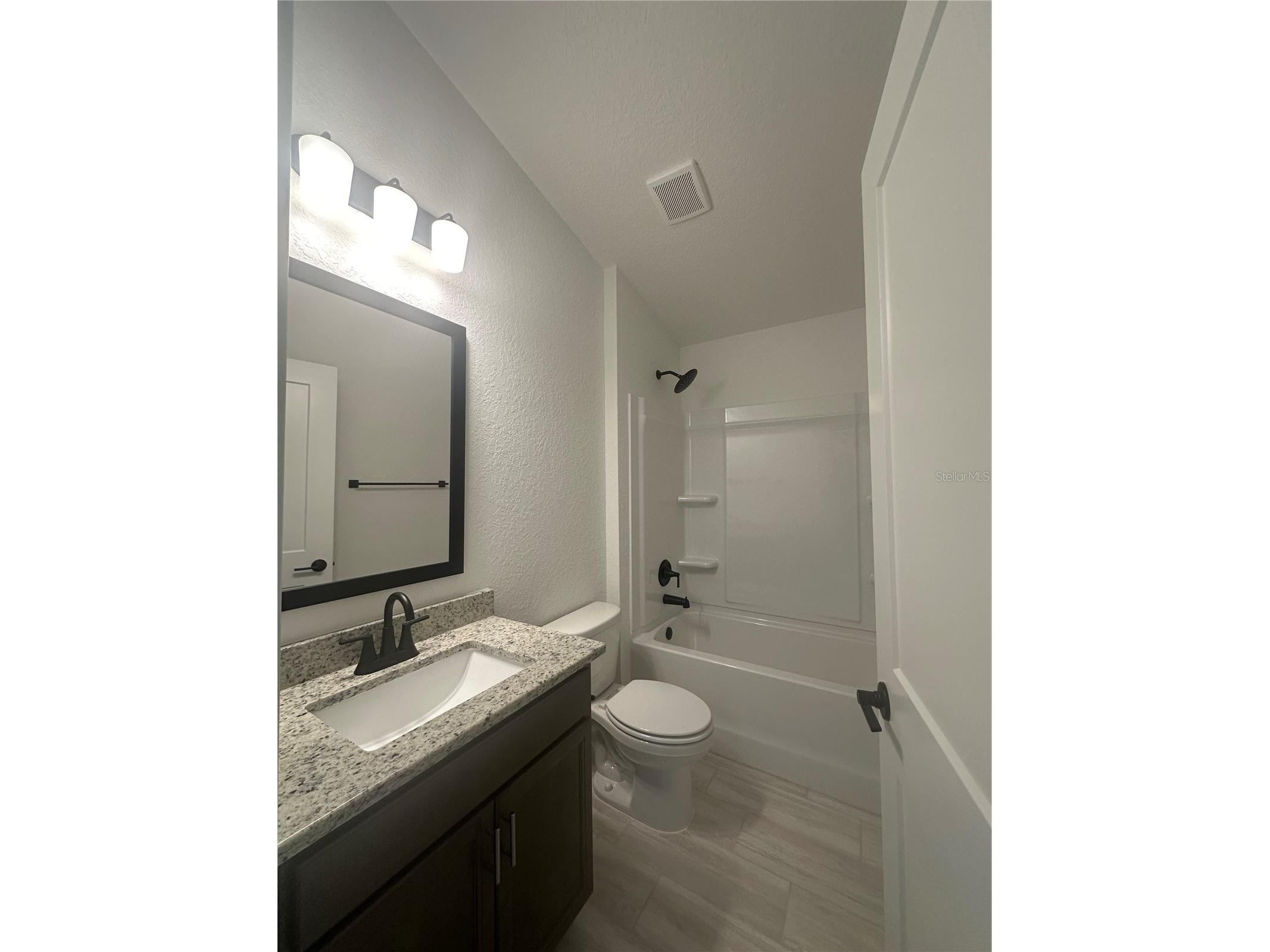 12539 NE 48th Terrace Oxford FL 34484 OM723989 image8