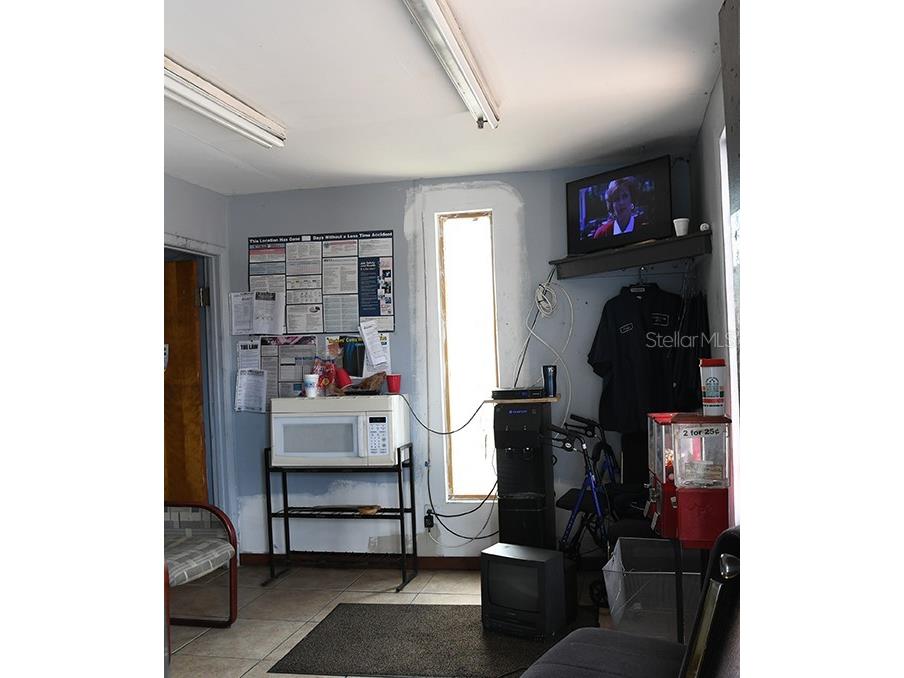 1254 34th Street S Saint Petersburg FL 33711 U8205466 image5