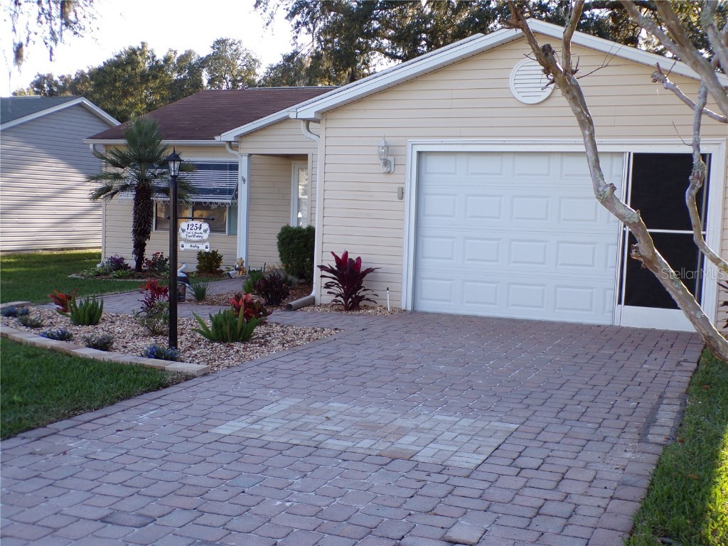 1254 Chaparral Drive The Villages FL 32159 G5068840 image1