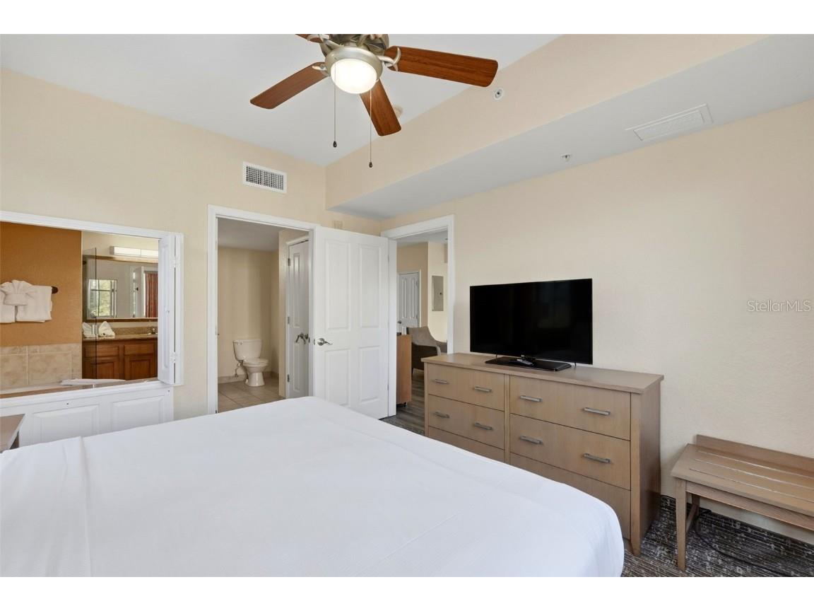 12544 Floridays Resort Drive #312B Orlando FL 32821 C7518095 image18