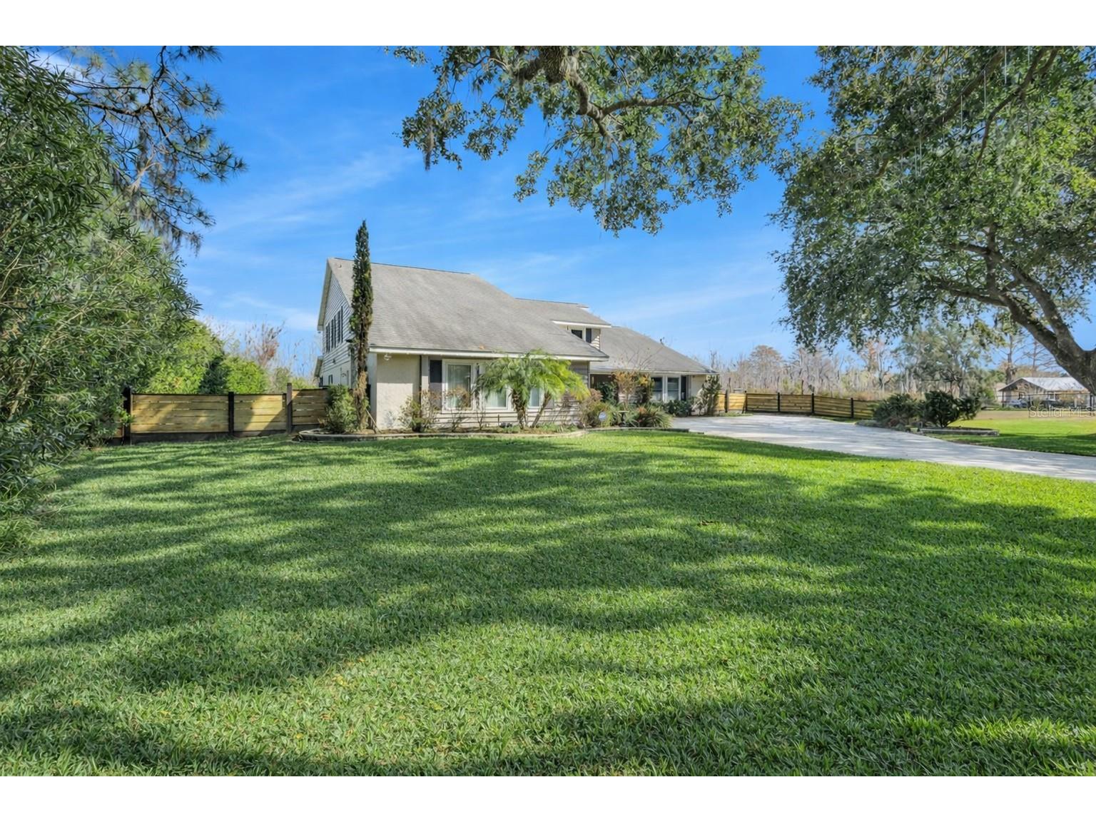 12545 S Putney Court Leesburg FL 34788 - LAKE EUSTIS/HARRIS CHAIN G5106191 image5