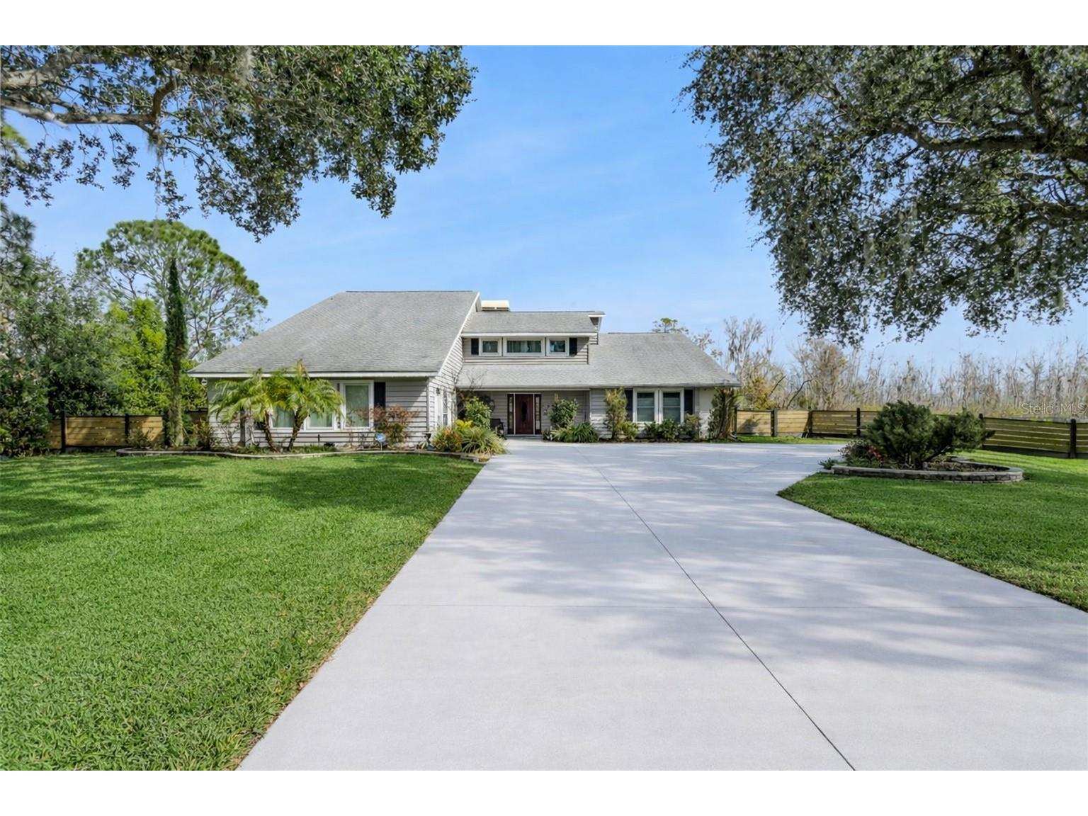 12545 S Putney Court Leesburg FL 34788 - LAKE EUSTIS/HARRIS CHAIN G5106191 image6