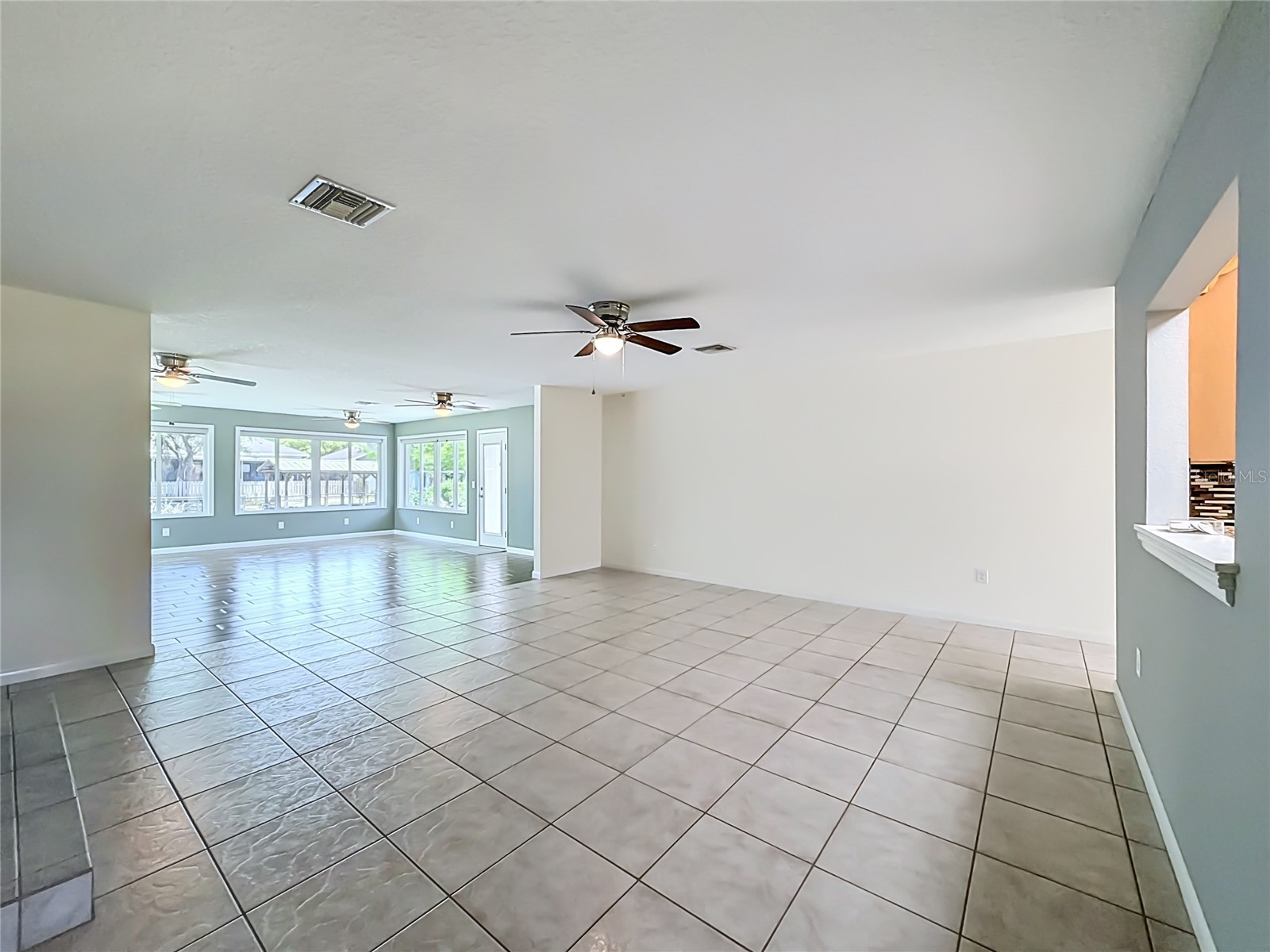 12547 Pine Island Drive Leesburg FL 34788 - LAKE EUSTIS OM723885 image15