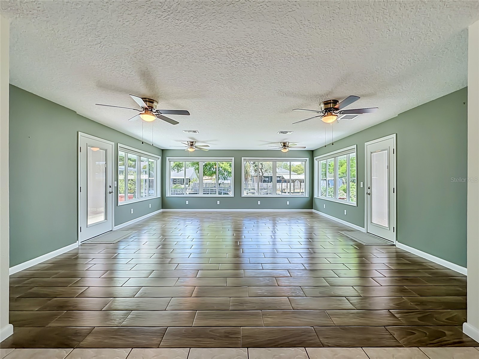 12547 Pine Island Drive Leesburg FL 34788 - LAKE EUSTIS OM723885 image18