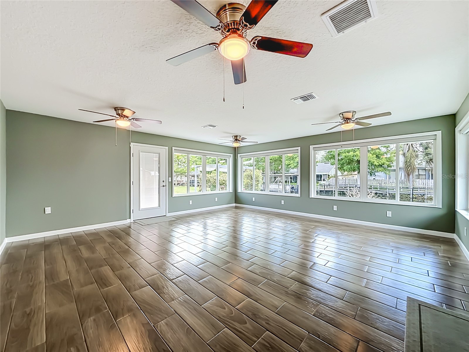12547 Pine Island Drive Leesburg FL 34788 - LAKE EUSTIS OM723885 image19