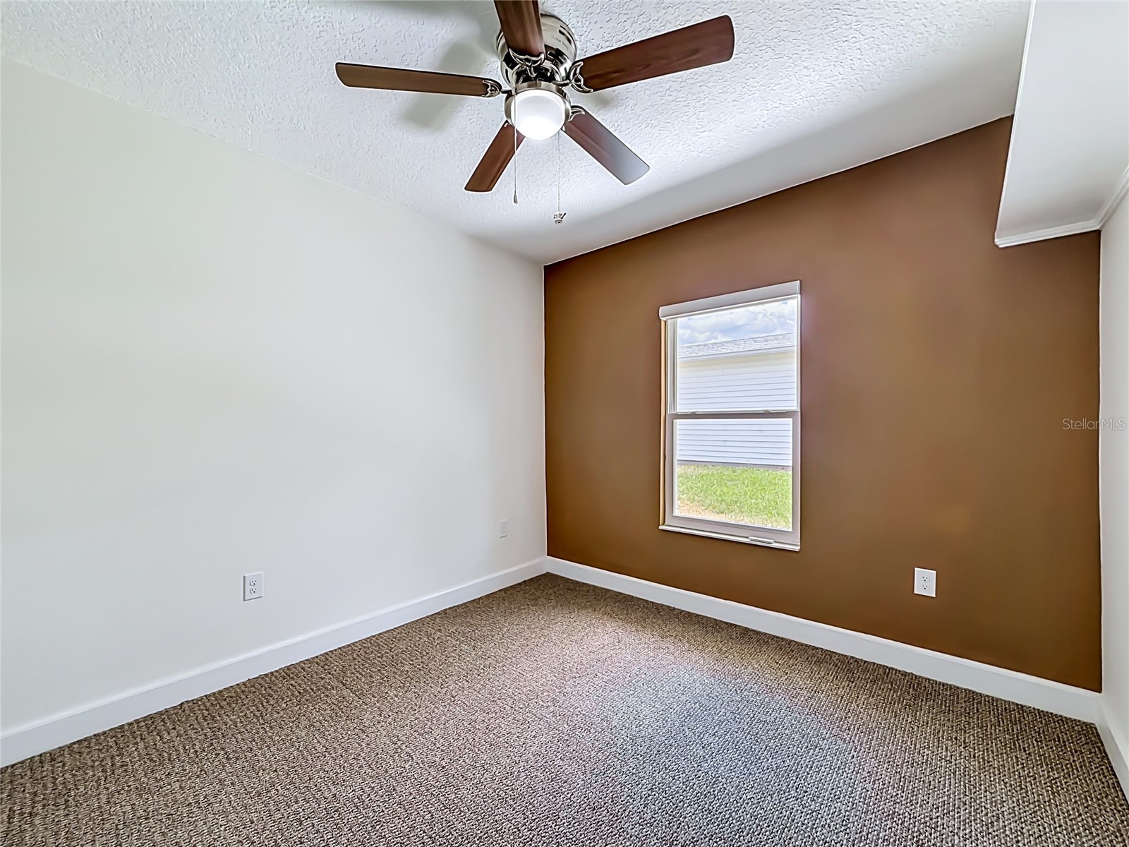 12547 Pine Island Drive Leesburg FL 34788 - LAKE EUSTIS OM723885 image25