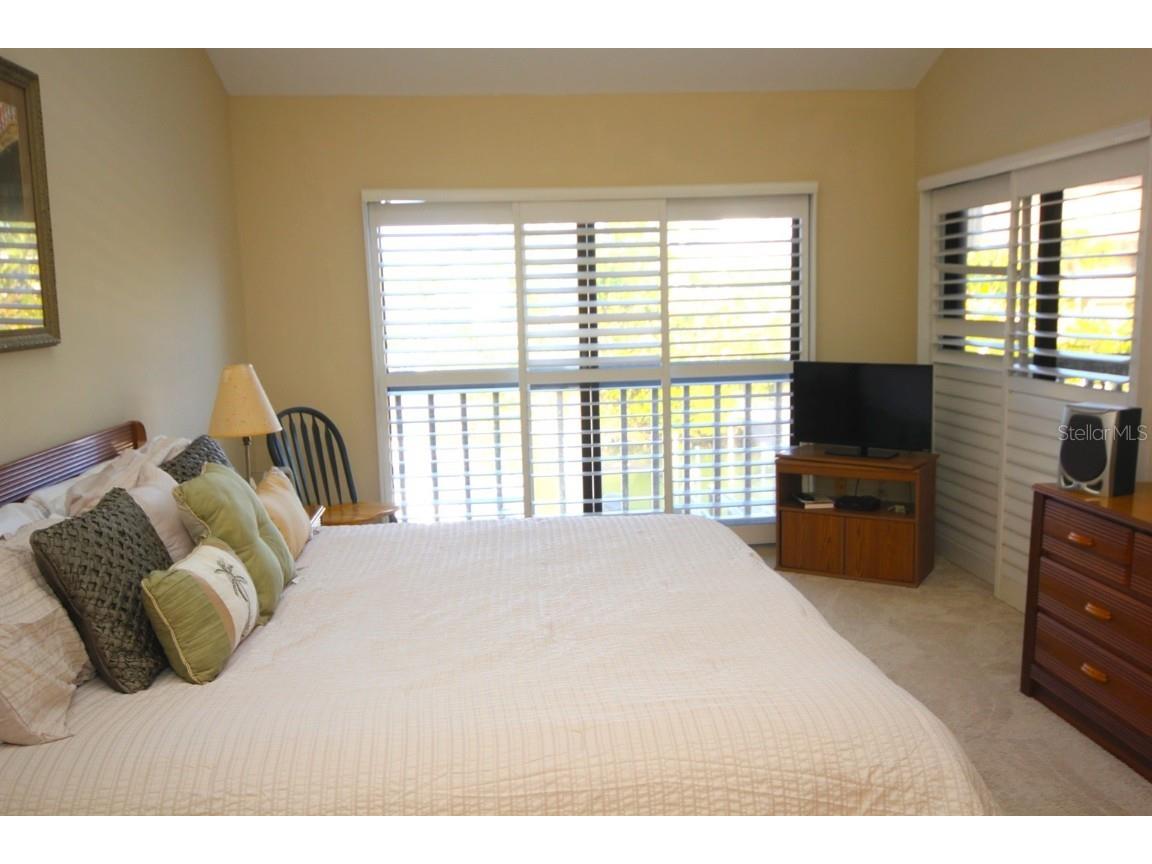 1255 Dockside Place #211 Sarasota FL 34242 A4660925 image10