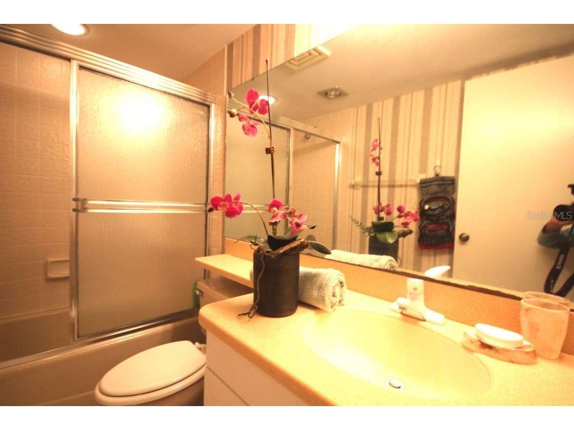 1255 Dockside Place #211 Sarasota FL 34242 A4660925 image15