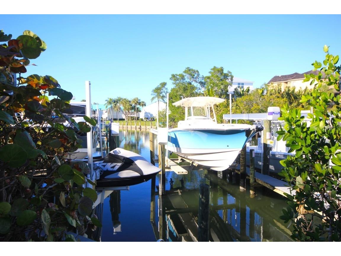 1255 Dockside Place #211 Sarasota FL 34242 A4660925 image8