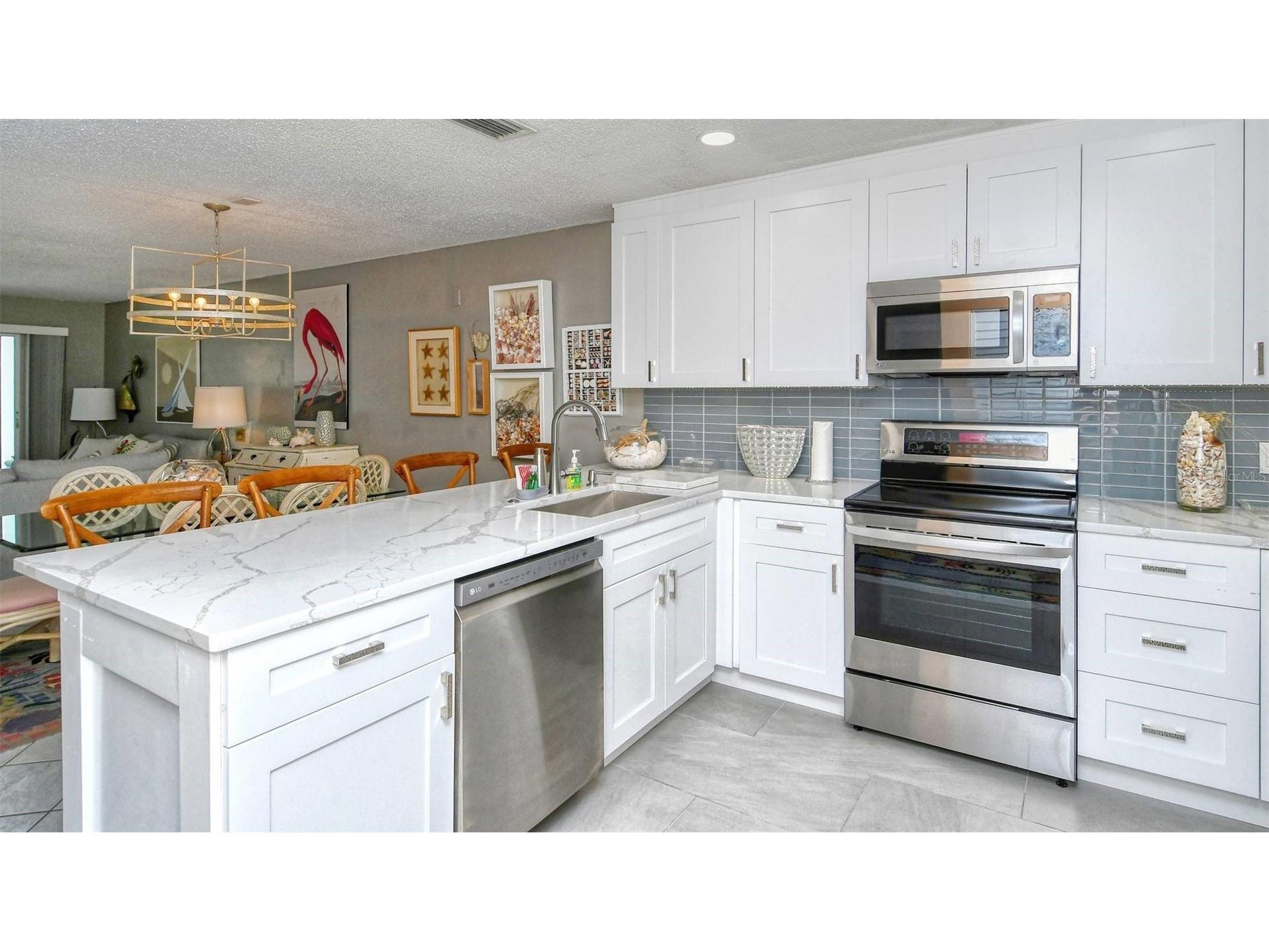 1255 E Peppertree Drive #101 Sarasota FL 34242 TB8470461 image2