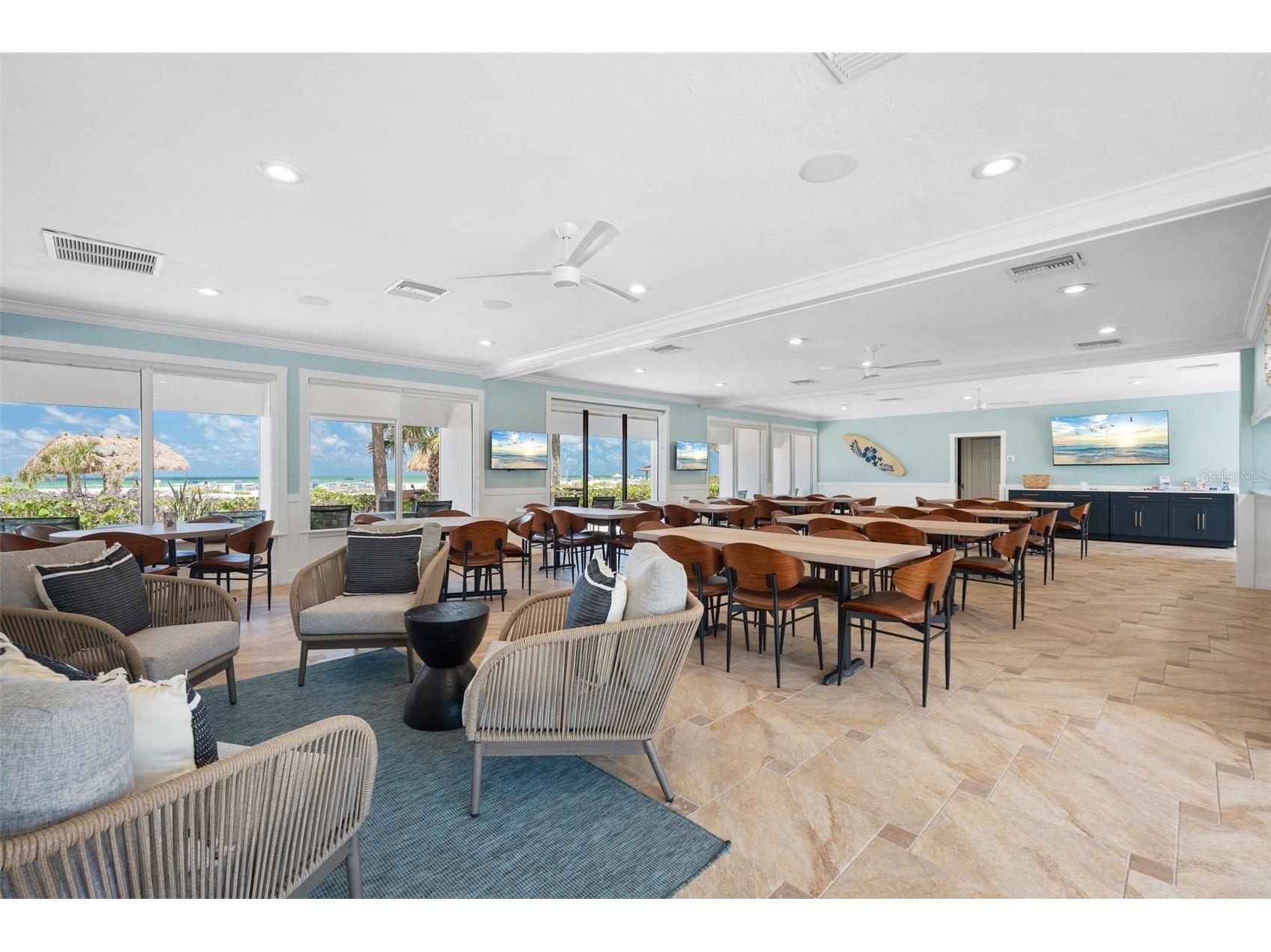 1255 E Peppertree Drive #201 Sarasota FL 34242 A4661191 image38