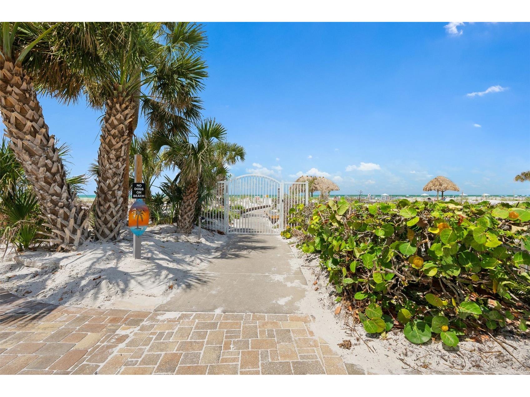 1255 E Peppertree Drive #201 Sarasota FL 34242 A4661191 image47