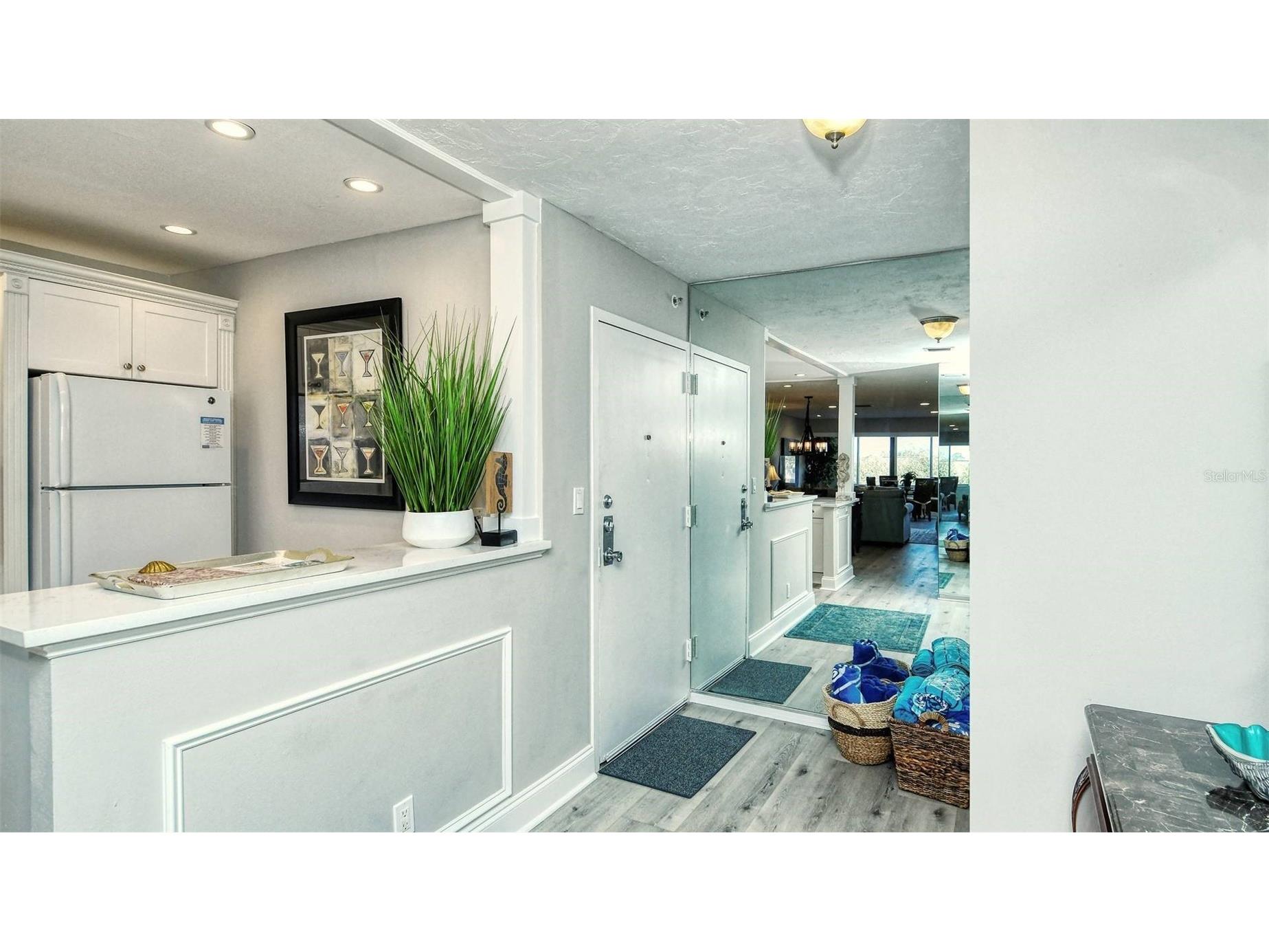 1255 E Peppertree Drive #305 Sarasota FL 34242 TB8470699 image6