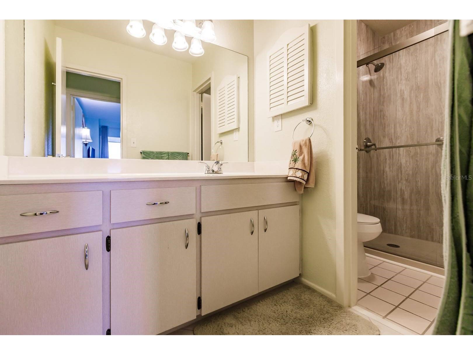 1255 E Peppertree Drive #306 Sarasota FL 34242 TB8470262 image13