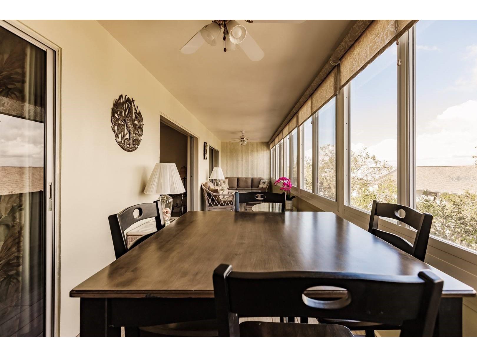 1255 E Peppertree Drive #306 Sarasota FL 34242 TB8470262 image3
