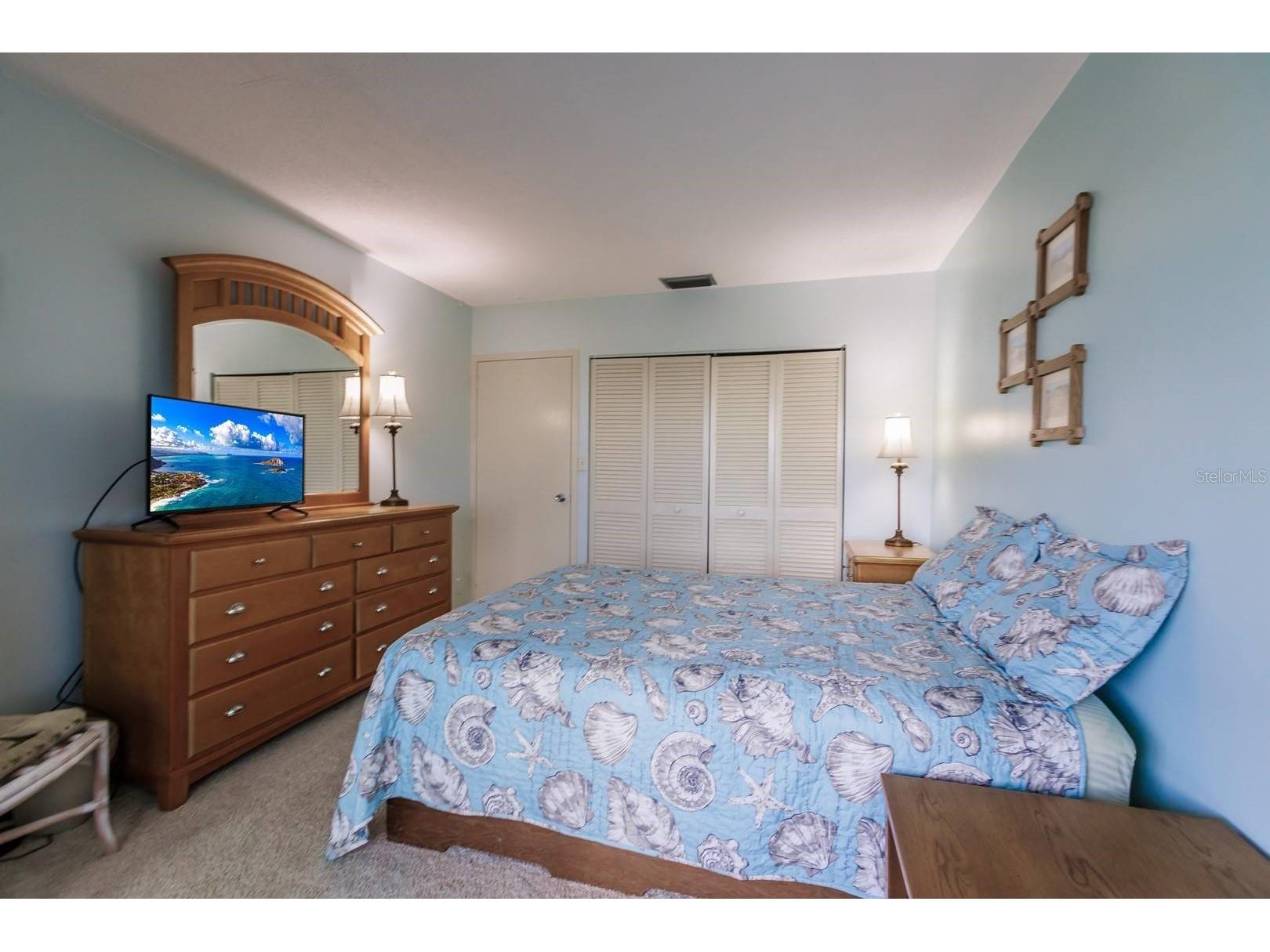 1255 E Peppertree Drive #306 Sarasota FL 34242 TB8470262 image9