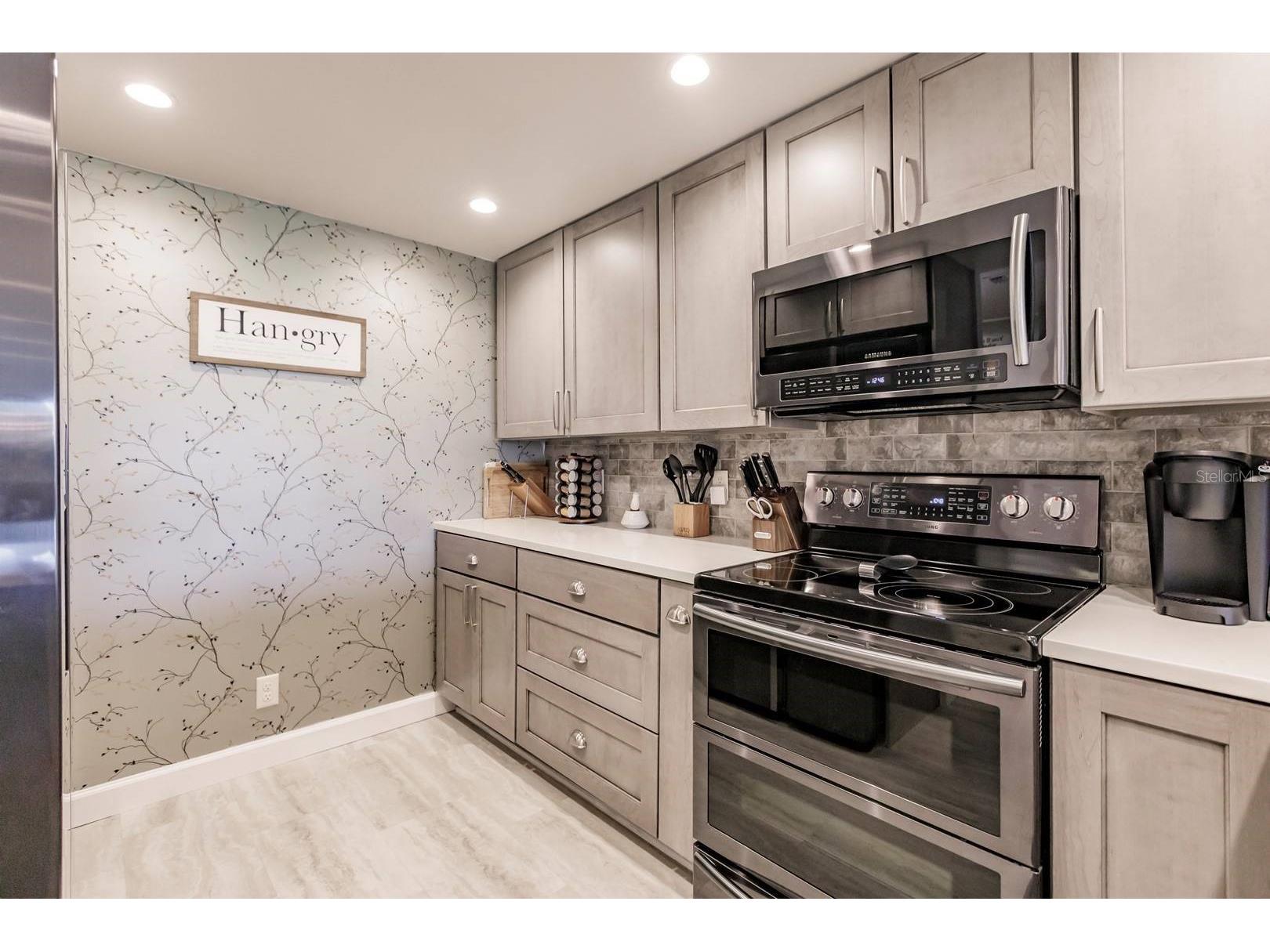 1255 E Peppertree Drive #403 Sarasota FL 34242 TB8470232 image10