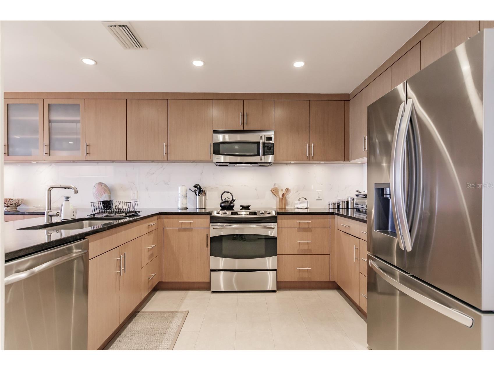 1255 E Peppertree Drive #601 Sarasota FL 34242 TB8470698 image6