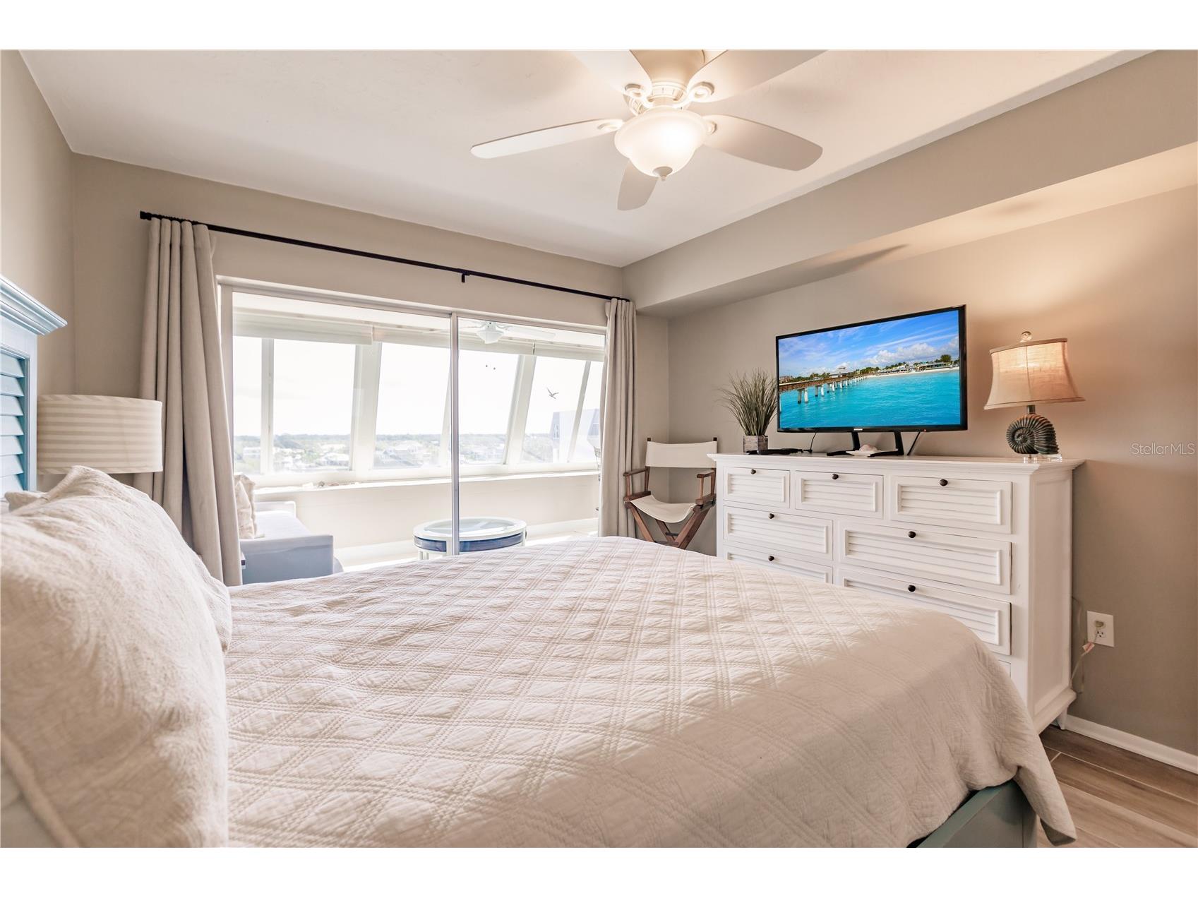 1255 E Peppertree Drive #602 Sarasota FL 34242 TB8470694 image24