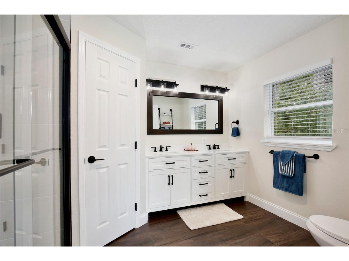 1255 Flint Trail Geneva FL 32732 O6359408 image17