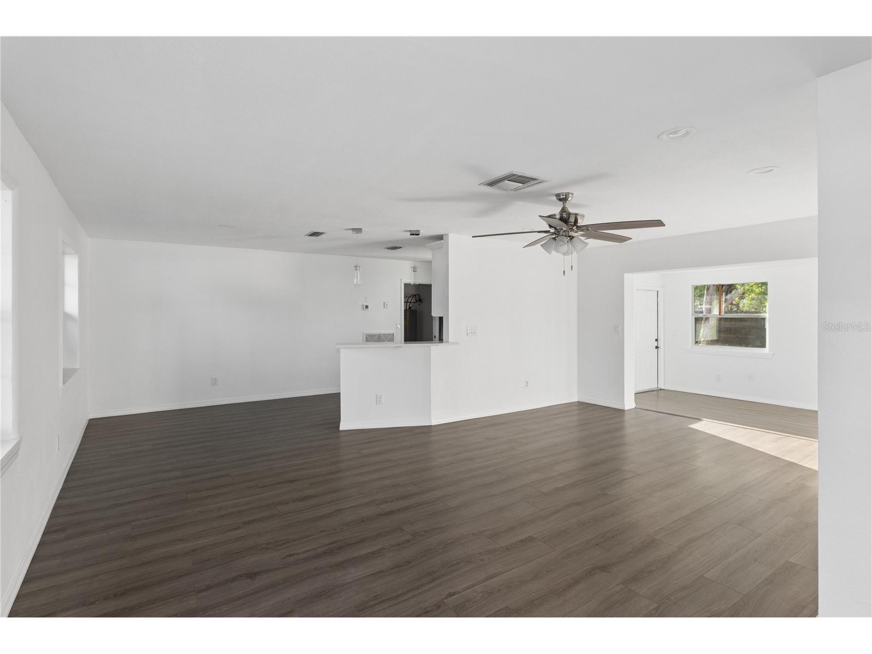 1255 Lodge Circle Spring Hill FL 34606 TB8525398 image7